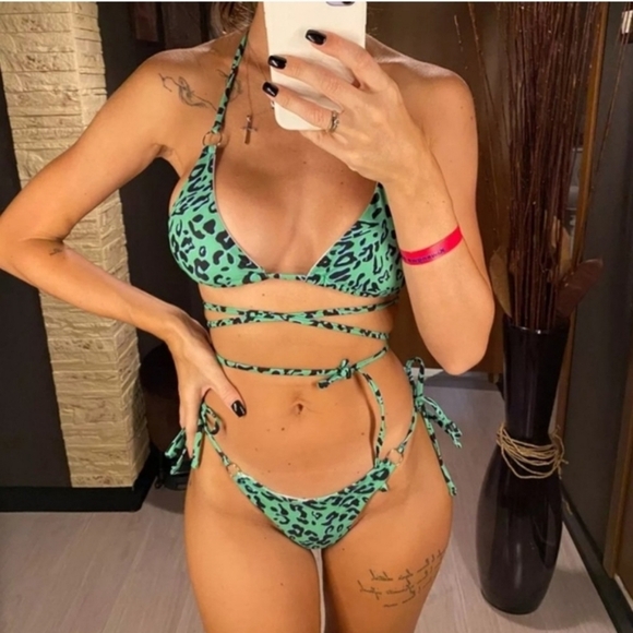 New Green Animal Print Wrap Around Strappy Cheeky Bikini Set Swimsuit Size L - Picture 1 of 6